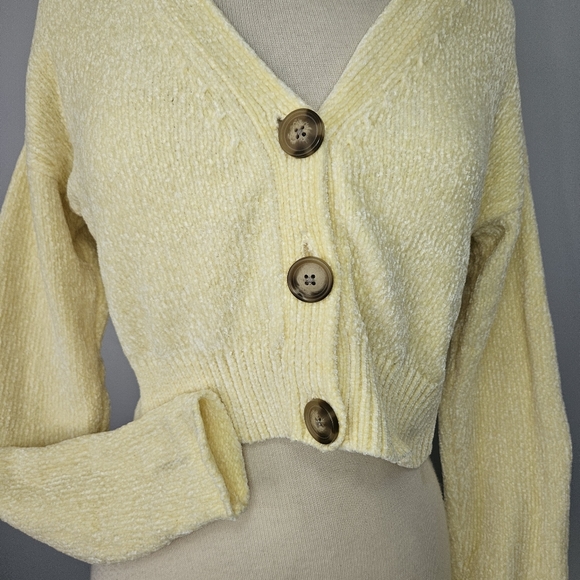Urban Outfitters Sweaters - Urban Outfitters Size S V Neck Yellow Chenille Sweater